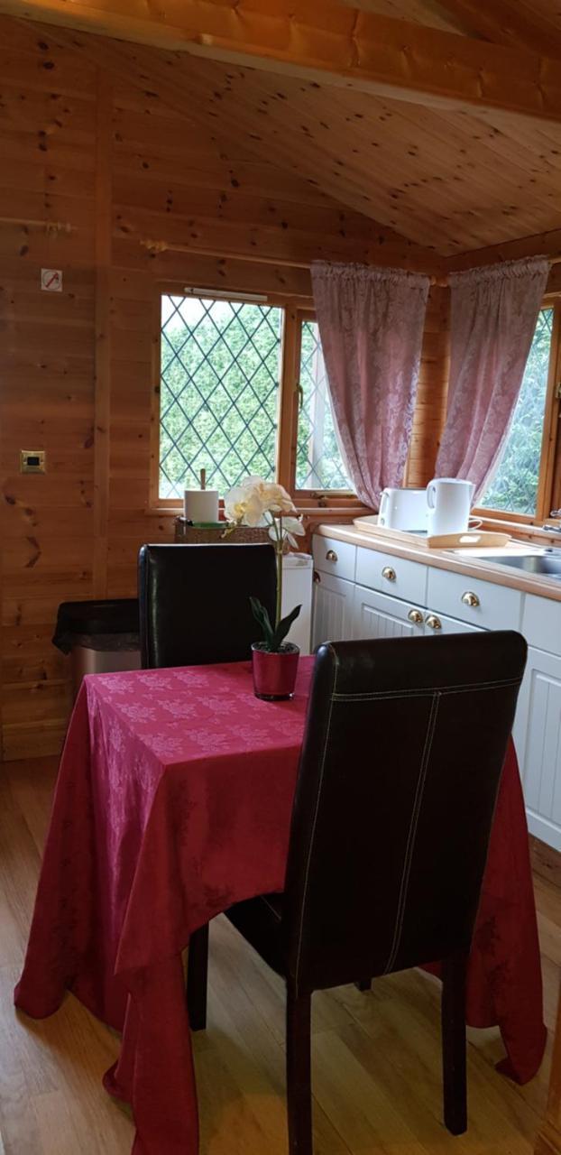 Stansted Airport Cottage Elsenham ภายนอก รูปภาพ